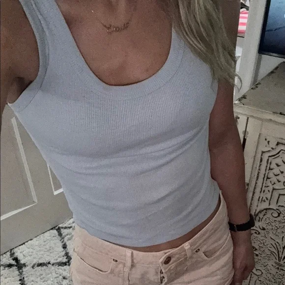 Universal Thread| Sky Blue Ribbed Tank - Picture 9 of 11